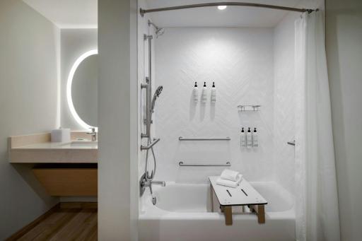 TownePlace Suites by Marriott Lancaster - Housity