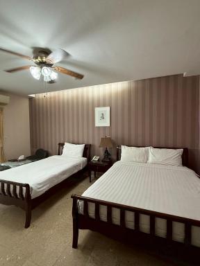 ซิลเวอร์วู้ด รีสอร์ท - Housity