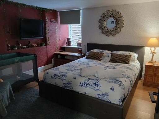 The Hideaway Inverurie - Housity