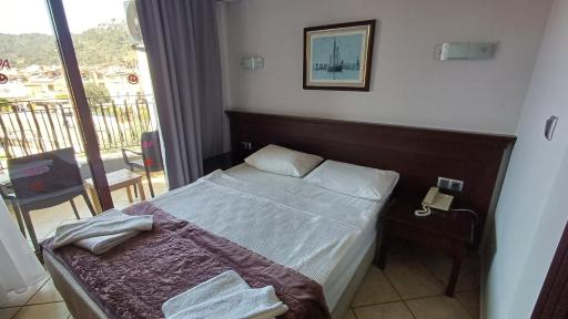 Club Viva Hotel - Housity