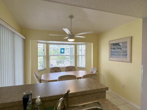 32 Pool home in Rotonda Lakes - Housity