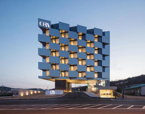 Hotel ORA Incheon - Housity