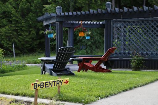 Silver Star Bed and Breakfast - Housity