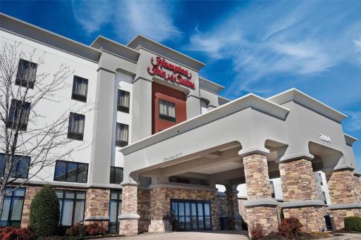 Hampton Inn & Suites Tulsa/Tulsa Hills - Housity
