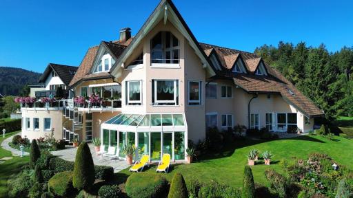 Sunside Ferien Wellness Oase Hotel Apartment's Schwarzwald am Schluchsee - Housity