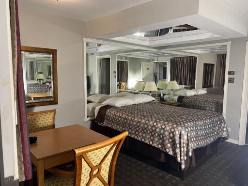 Colony Motel - Housity