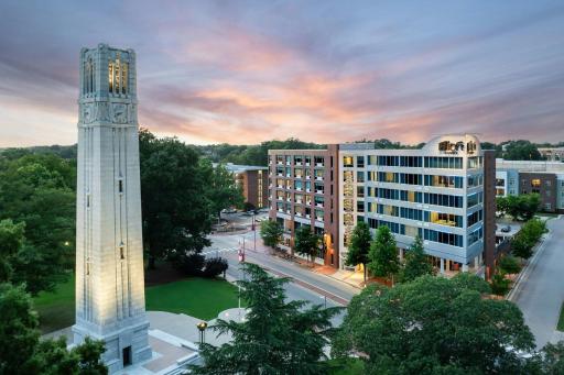 Aloft Raleigh - Housity