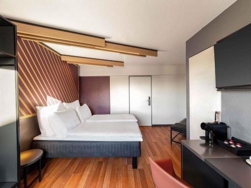 B&B Hotel Düsseldorf-Hbf - Housity