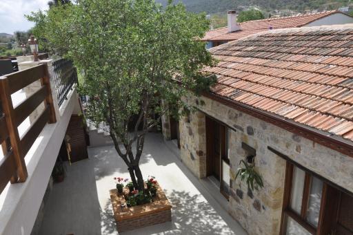 Taş Avlu Butik Otel - Housity