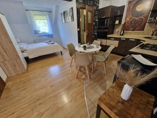 Apartamenty, Pokoje Somea - Housity