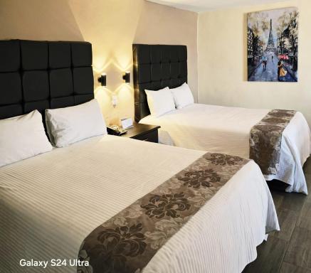 Hotel Express Inn - Housity