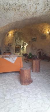 La grotta di nonno Vittorio - Housity