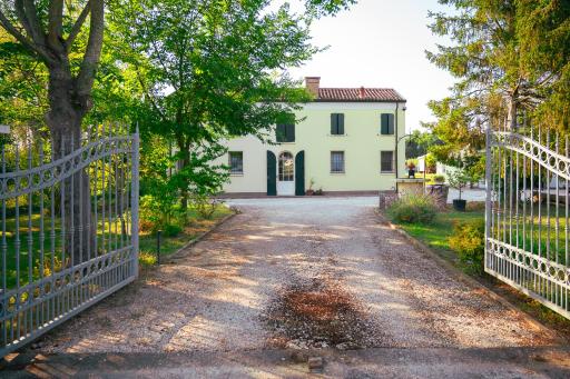 Borgo Tarapino Campagna - Housity
