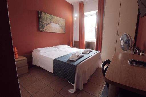 Hotel Pontenuovo - Housity