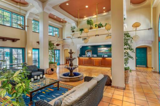 Quality Suites Downtown San Luis Obispo - Housity