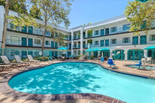 Quality Suites Downtown San Luis Obispo - Housity