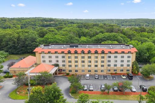 Comfort Suites Near Casinos - Housity