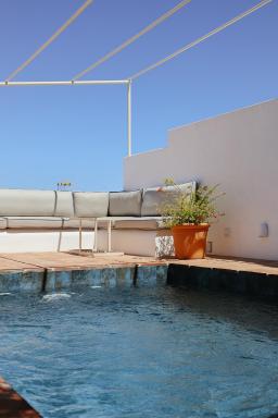 Beautiful villa with private pool and mountain views - Housity