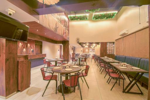 Hotel Vrindavan Deluxe Kolhapur - Housity