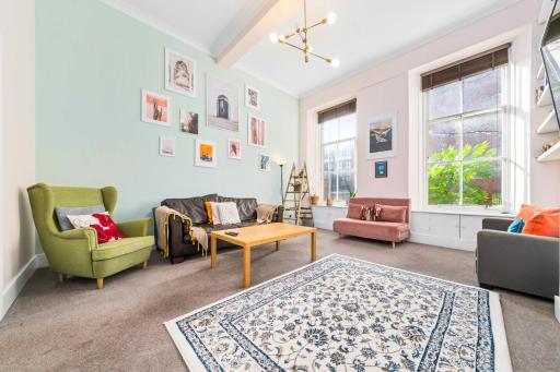 Unique Victorian Home in Glasgow - Housity