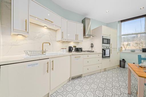 Unique Victorian Home in Glasgow - Housity