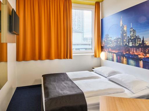 B&B HOTEL Frankfurt-Hbf - Housity