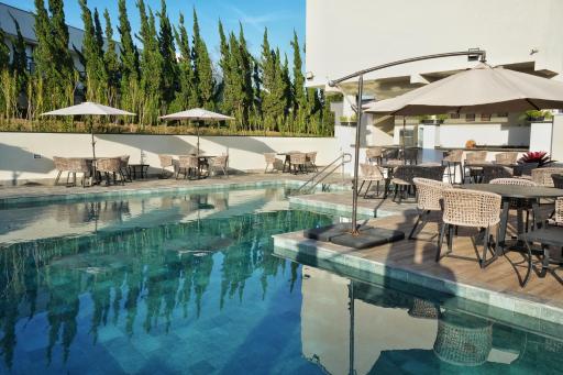 Bristol Villaggio Rosa Aruja - Housity