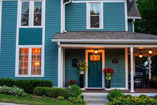 The Victorian Fox - Housity
