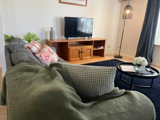 11 Secluded Shaw Family Home Innaloo - Housity