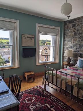 Kirkview House - Housity