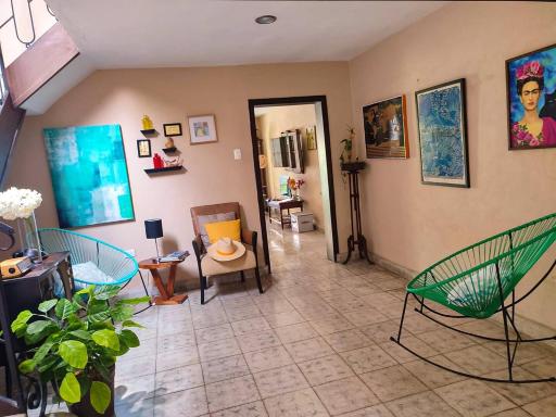 Unique Mystic Pool Yard Only 3 Blocks Main Sq - Housity