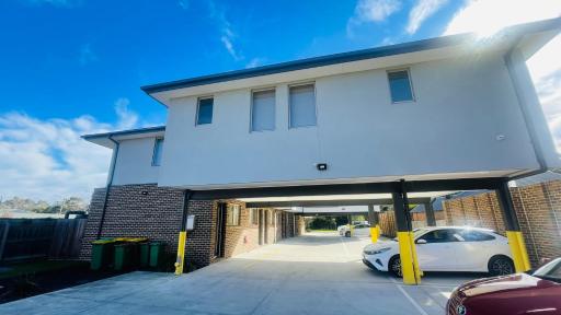 The Valley Motel - Housity