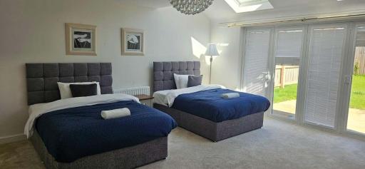 Spacious Luxurious Serviced Accommodation 7 - Housity