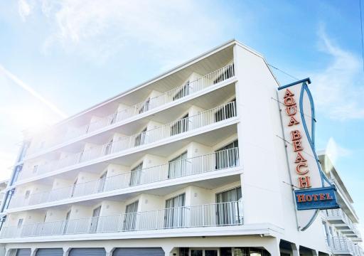 Aqua Beach Hotel - Housity