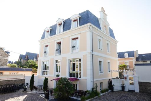 Hôtel La Villefromoy Saint-Malo - Housity
