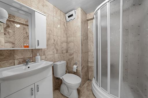 Hotel Tuna - Housity