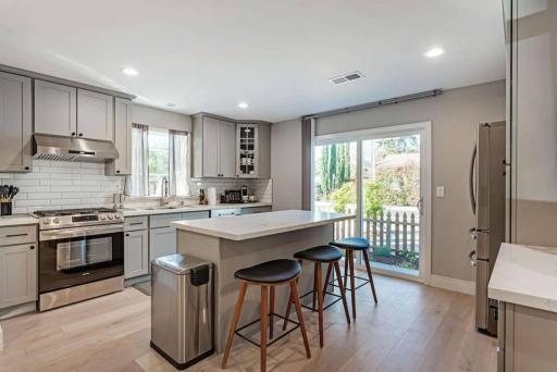 Newly Rebuilt Ultra Clean Designer Home - Housity