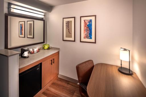 Hyatt Place Seattle Downtown - Housity