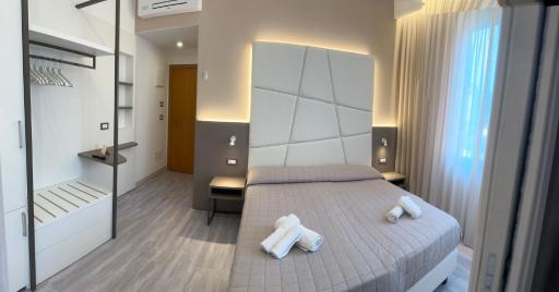 Hotel Cannes - Housity