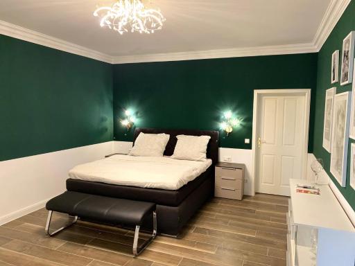 Eifel Hills - Housity