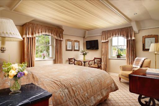 Summer Lodge Country House Hotel - Housity