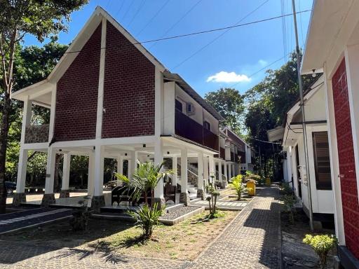 Capital O 92612 Penginapan D'alas Purwo & Beach - Housity