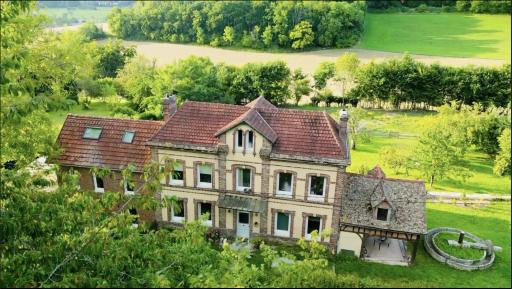 Maison La folie douce - Housity