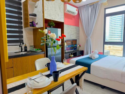 Neu Suites By Serenity Homes Near Gleneagles, KLCC & LRT - Housity