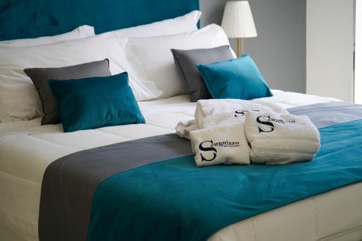 Scugnizzo Apartment CHIAIA - Housity