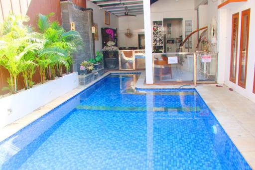 Adiwinoto villa and Homestay - Housity