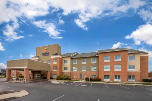 Comfort Inn & Suites Akron South - Housity