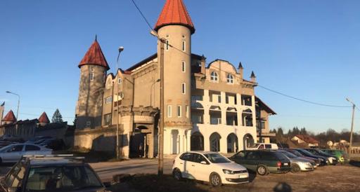 Dvorac Kastel - Housity