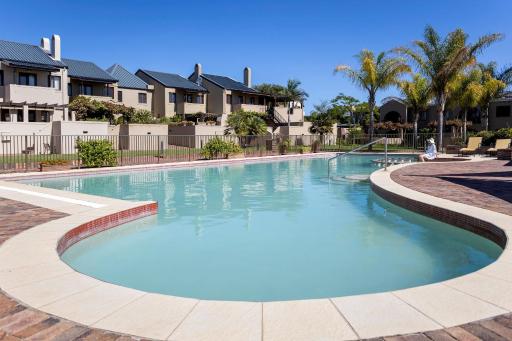 Devonvale Golf & Wine Estate - Housity
