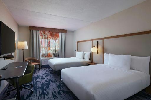 Fairfield by Marriott Inn & Suites Phoenix South Mountain Area - Housity